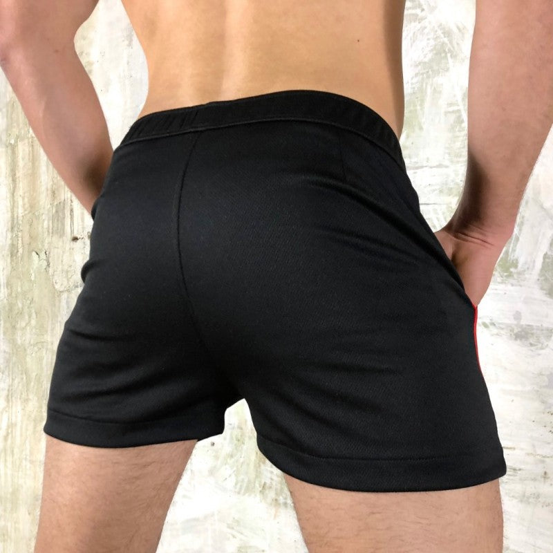 T-CLASS SHORT -BLACK/RED