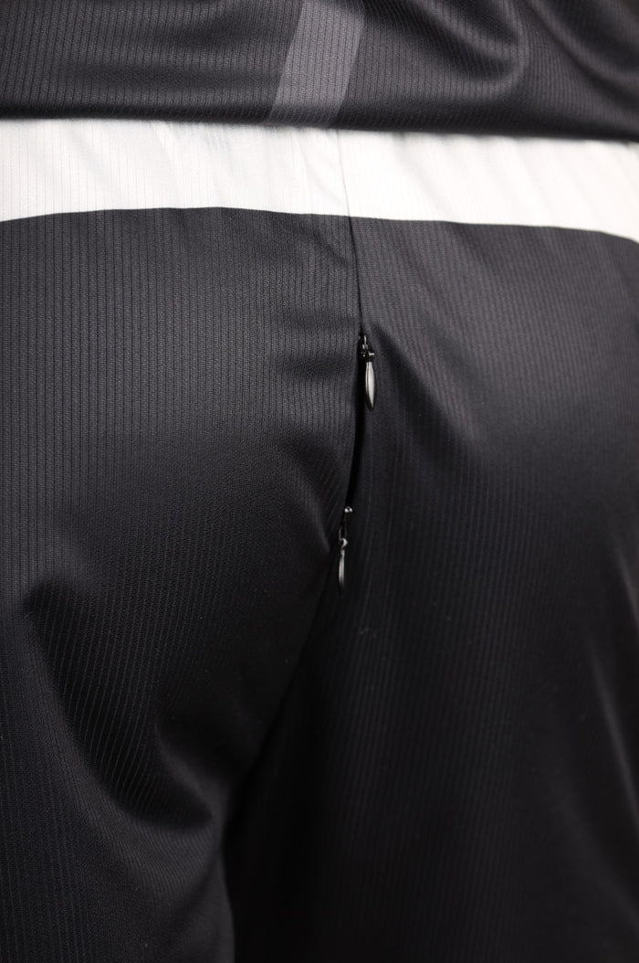 SNKRFTSH SPORTS THRU ZIP SHORT