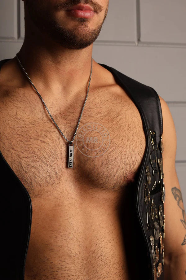 MASTER OF THE HOUSE PENDANT BAR - THEY/THEM