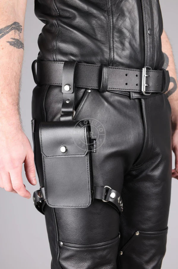 BLACK LEATHER LEG POUCH - ONE SIZE