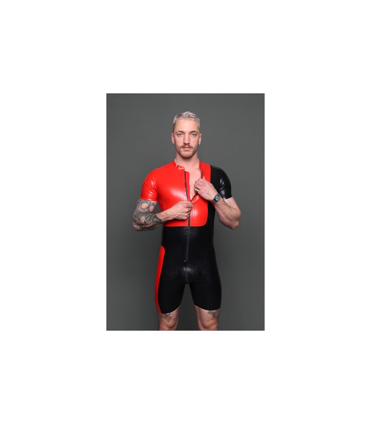 TRITON SUIT BLACK RED