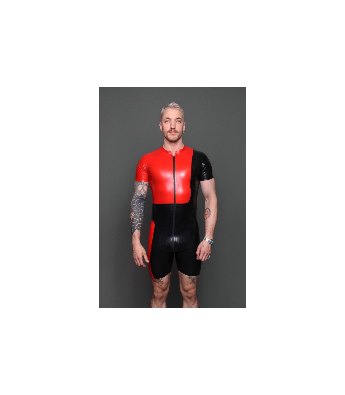 TRITON SUIT BLACK RED