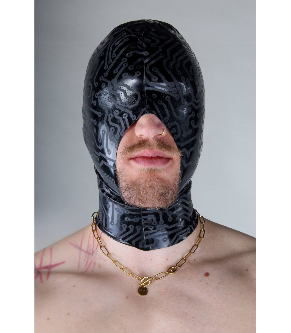 LATEX OPEN MOUTH HOOD CIRCUIT